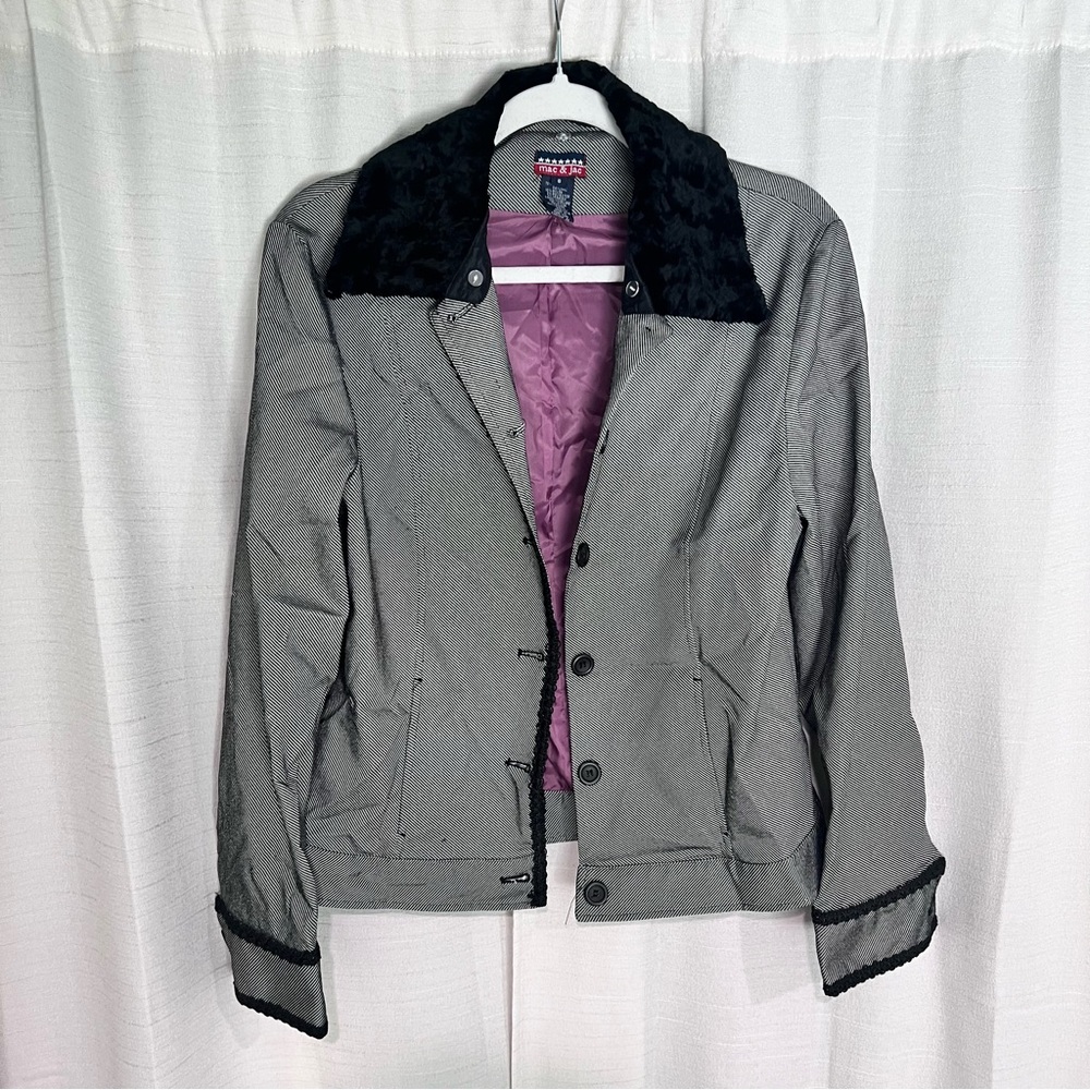 Mac & Jac Gray Jacket with removable “Fur” Collar